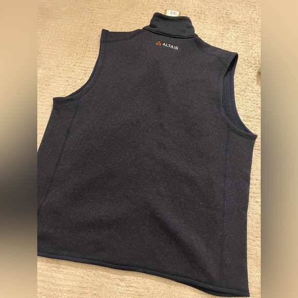 NWT Patagonia Better Sweater Vest - EMBROIDERED-Navy - Picture 7 of 7